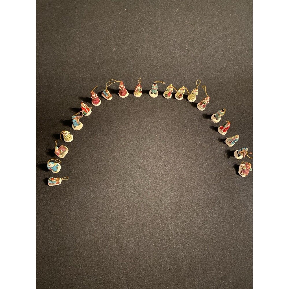 Vintage Set Of 20 Tiny Folk Art Christmas Ornaments, Santa, Sledding, People - Picture 5 of 9